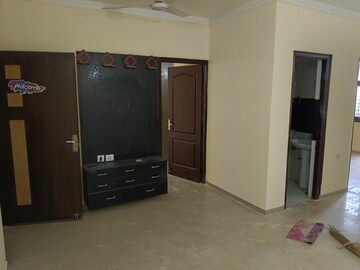 3 BHK Apartment For Rent in High End Paradise II, Raj Nagar Extension