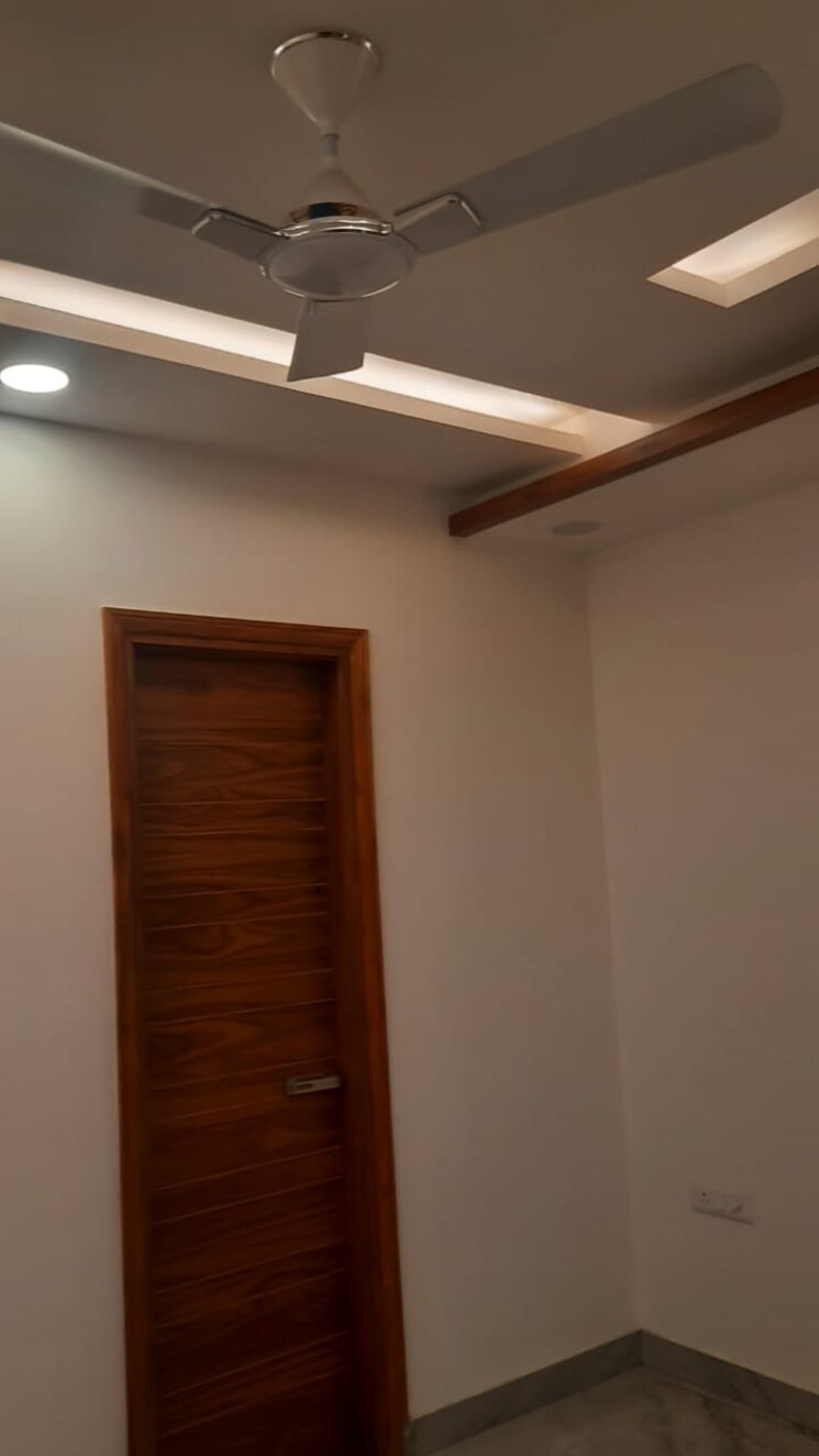 undefined, parklands 3 Bedroom 250 Sq.Yd. Builder Floor In Sector 85 Faridabad 8548295