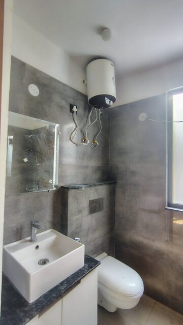 Bathroom in 3 BHK Builder Floor at M3M Atrium, Sector 57 – for Rent