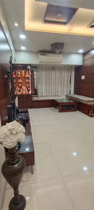 1 BHK Apartment For Rent in Gurukrupa Marina Enclave, Malad West