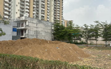 Plot For Sale in BPTP Amstoria, Sector 102