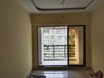 Room in 1 BHK Apartment at Sankalp Heights, Nalasopara West – for Rent