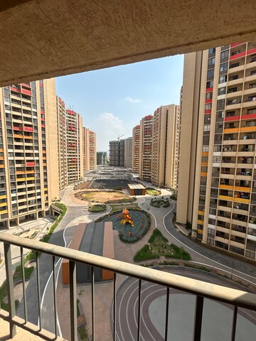 2 BHK Apartment For Rent in Shapoorji Pallonji Joyville Celestia, Hadapsar