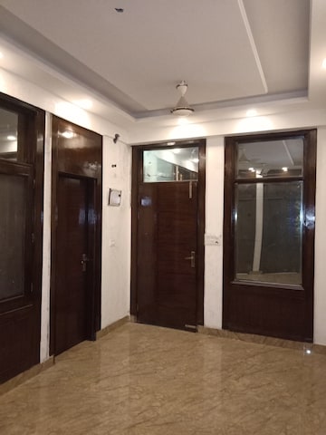Building Lobby in 4 BHK Builder Floor at Sector 73 – for Sale
