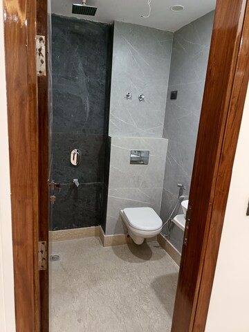 Bathroom in 3 BHK Builder Floor at Shalimar Bagh – for Rent