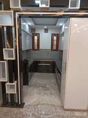 Building Lobby in 3 BHK Builder Floor at Shalimar Bagh – for Rent
