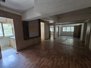 Room in  Showroom at Hiranandani Garden Eden 2, Powai – for Rent