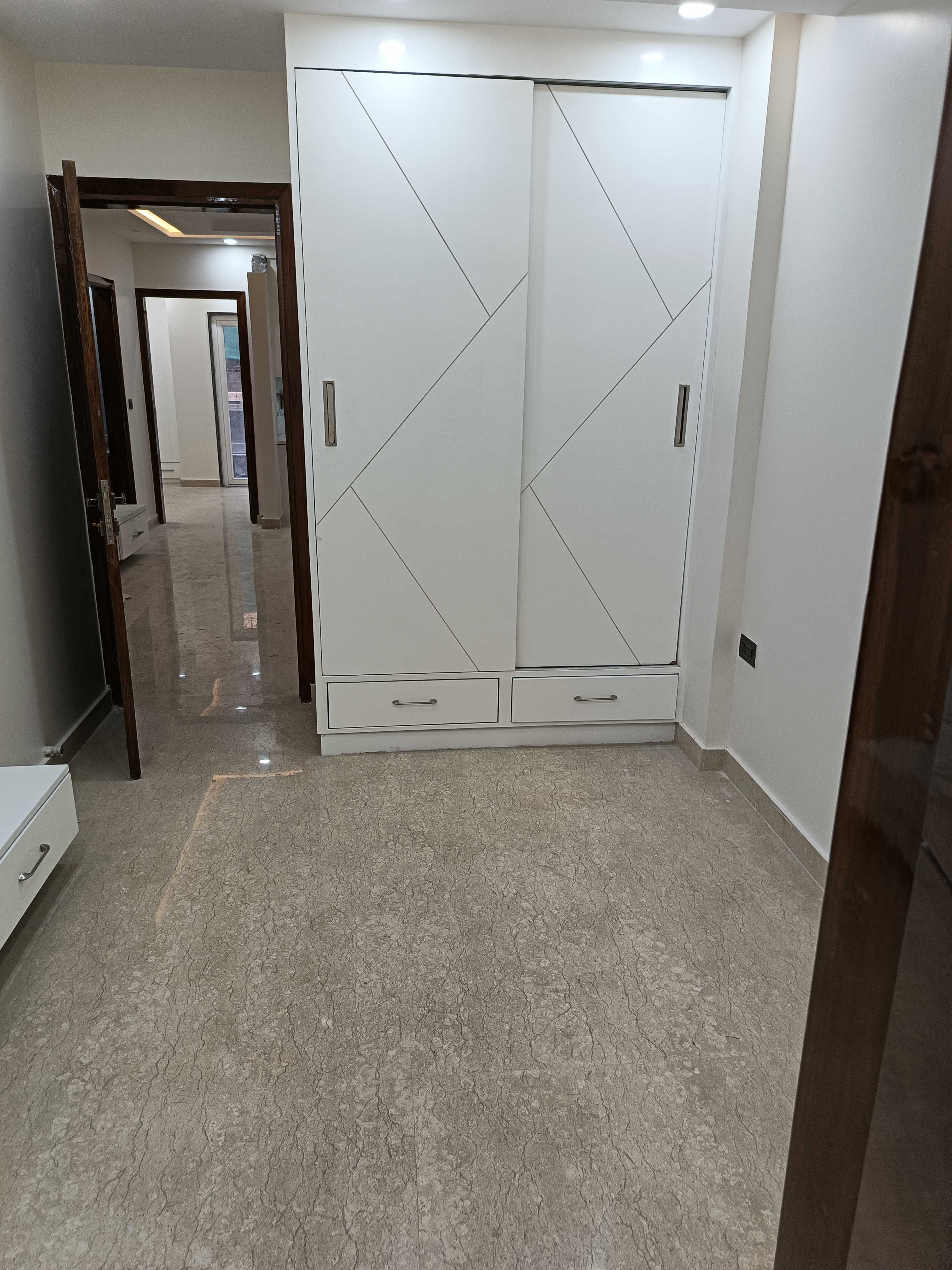 3 BHK + Extra Room Builder Floor For Sale in Shalimar Bagh