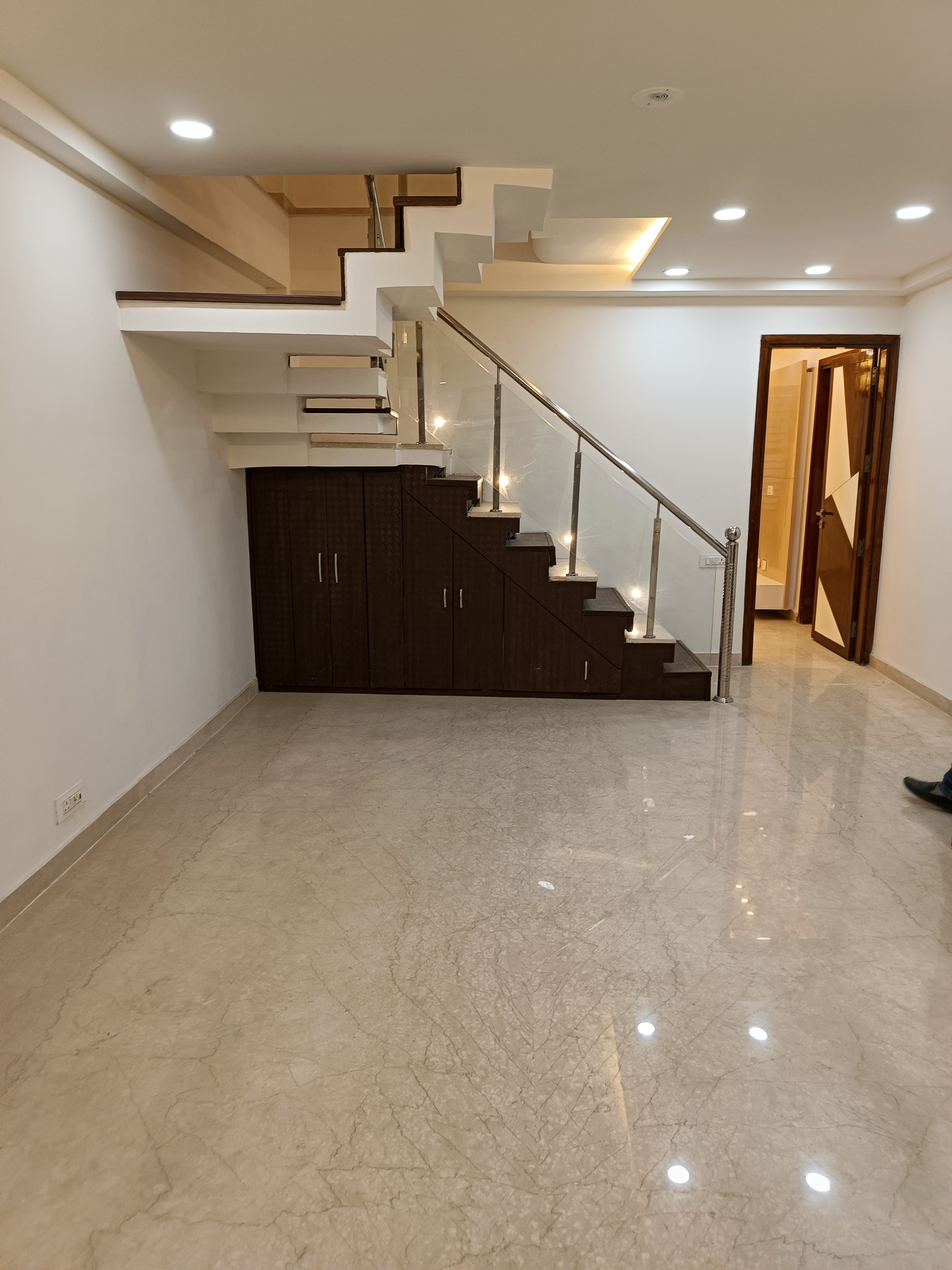 3.5 BHK + Extra Room Builder Floor For Sale in Saraswati Vihar