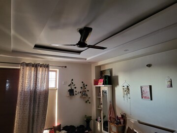 Furnished Amenities in 3 BHK Builder Floor at Sector 7 – for Sale