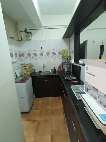 Kitchen in 1.5 BHK Apartment at Santacruz West – for Rent