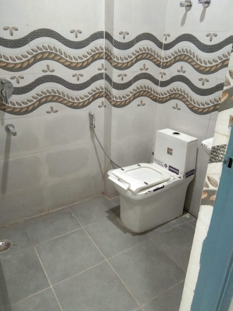 Bathroom, lado sarai 2 Bedroom 900 Sq.Ft. Builder Floor In Lado Sarai Delhi 8549213