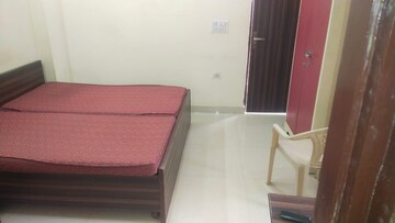 Balcony in 1 RK Builder Floor at SS 100, Sector 49 – for Rent