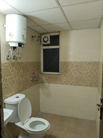 Master Bedroom in 3 BHK Apartment at Amrapali Leisure Park, Amrapali Leisure Valley – for Rent