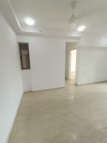 Room in 2 BHK Apartment at Kanakia Silicon Valley, Powai – for Rent