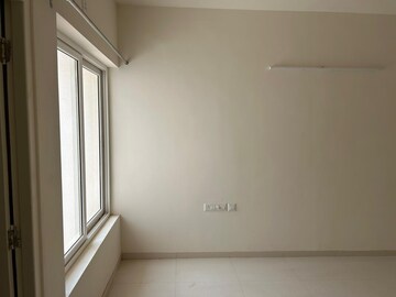Room in 3 BHK Apartment at Casagrand Lorenza, Kogilu – for Rent