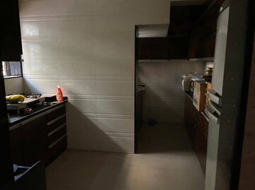 Parking in 3.5 BHK Apartment at Niwara CHS Andheri West, Andheri West – for Rent