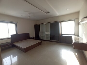 Room in 3 BHK Apartment at Lahari Jublee hills, Jubilee Hills – for Rent