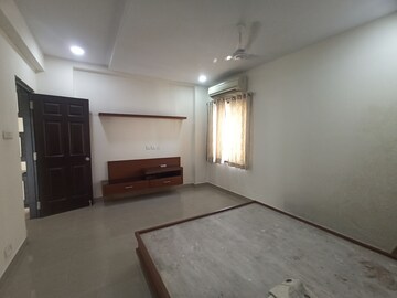Room in 3 BHK Apartment at Lahari Jublee hills, Jubilee Hills – for Rent