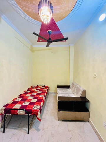 1 BHK Builder Floor For Rent in Dwarka Mor