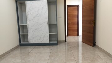 Room in 3 BHK Builder Floor at Lahari Jublee hills, Jubilee Hills – for Rent