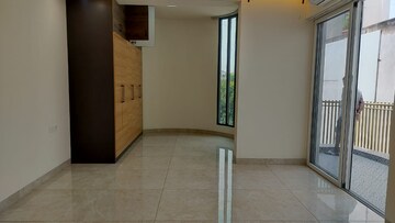 Room in 3 BHK Builder Floor at Lahari Jublee hills, Jubilee Hills – for Rent