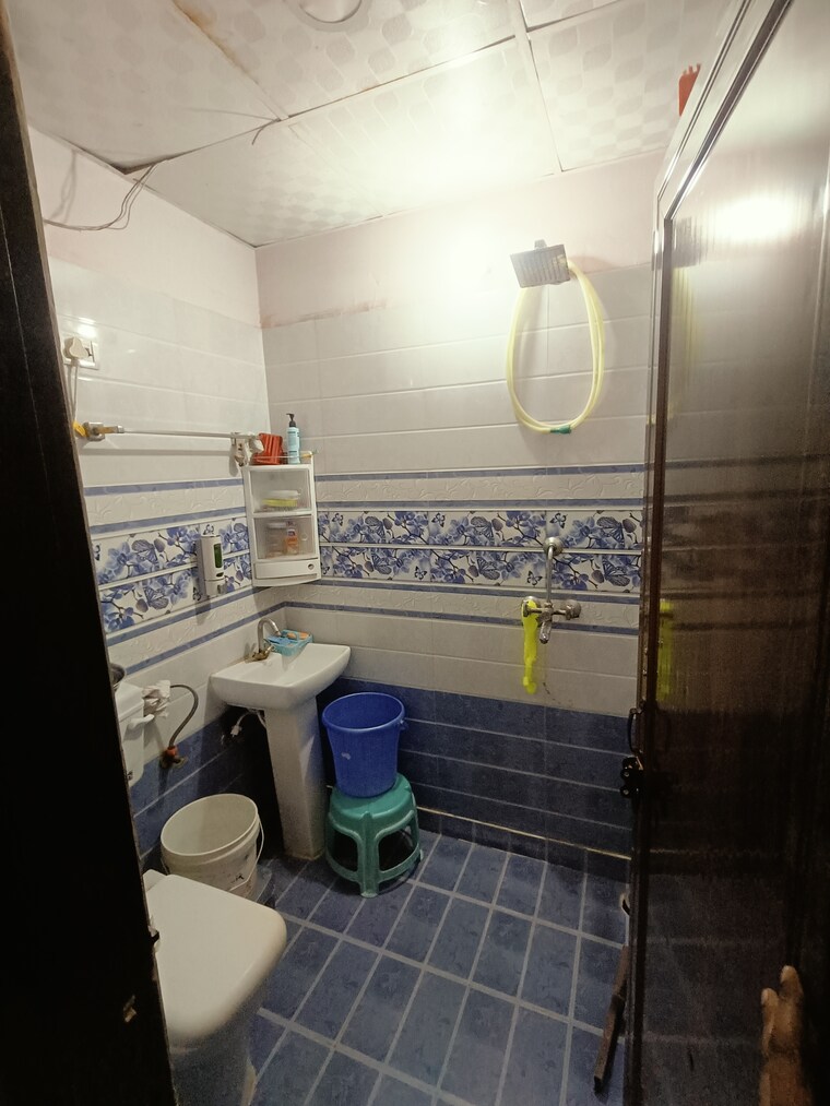 Master Bedroom, super-avenue 2 Bedroom 1000 Sq.Ft. Builder Floor In Sector 73 Noida 8549464