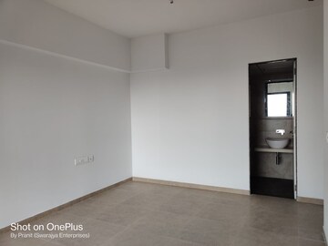 Master Bedroom in 2 BHK Apartment at Kanakia Silicon Valley, Powai – for Rent