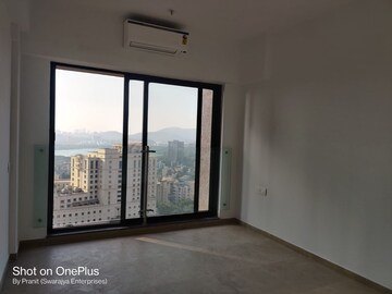 Master Bedroom in 2 BHK Apartment at Kanakia Silicon Valley, Powai – for Rent