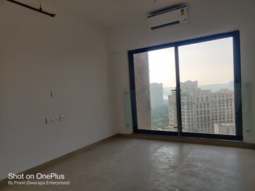 Master Bedroom in 2 BHK Apartment at Kanakia Silicon Valley, Powai – for Rent