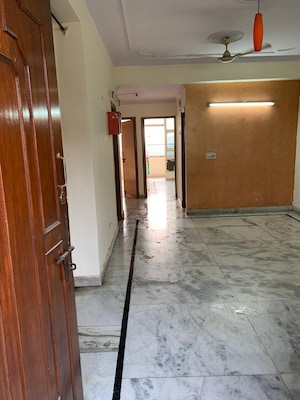 Building Lobby in 2 BHK Apartment at Supertech Estate, Vaishali Sector 9 – for Sale