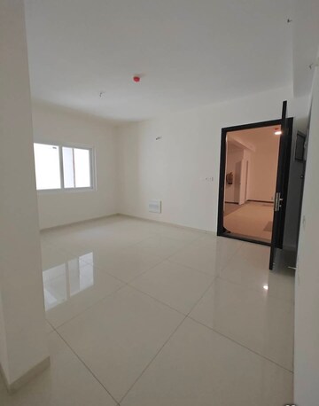 Room in 3 BHK Apartment at Prestige Beverly Hills, Kokapet – for Rent