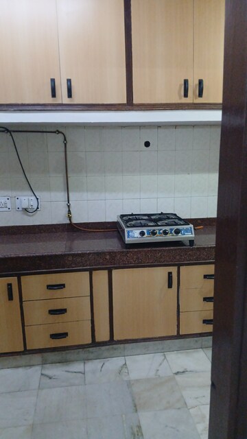 Building Lobby in 3 BHK Apartment at Gail Apartments, Sector 62 – for Rent