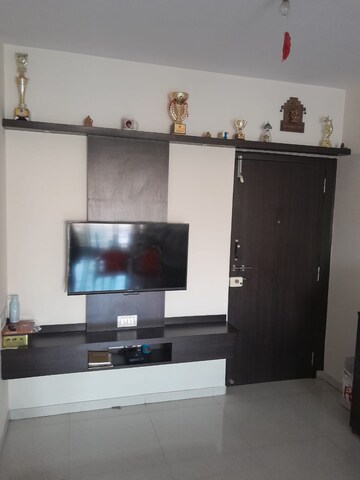 Furnished Amenities in 2 BHK Apartment at Andheri West – for Rent