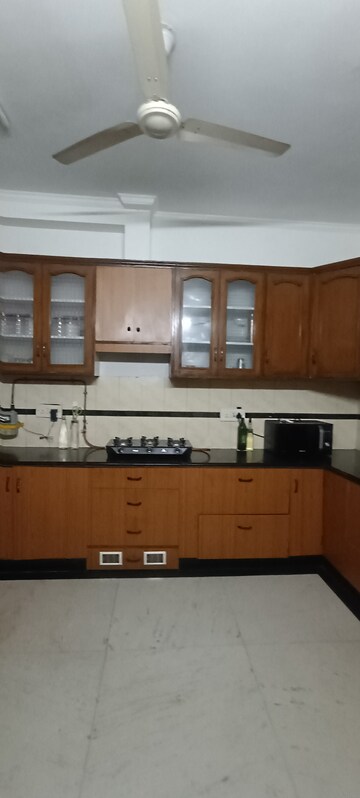 Kitchen in 3.5 BHK Builder Floor at Pamposh Enclave – for Rent