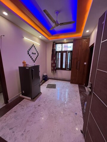 Living Room in 2 BHK Builder Floor at Palm Residency Chhatarpur, Chattarpur – for Rent