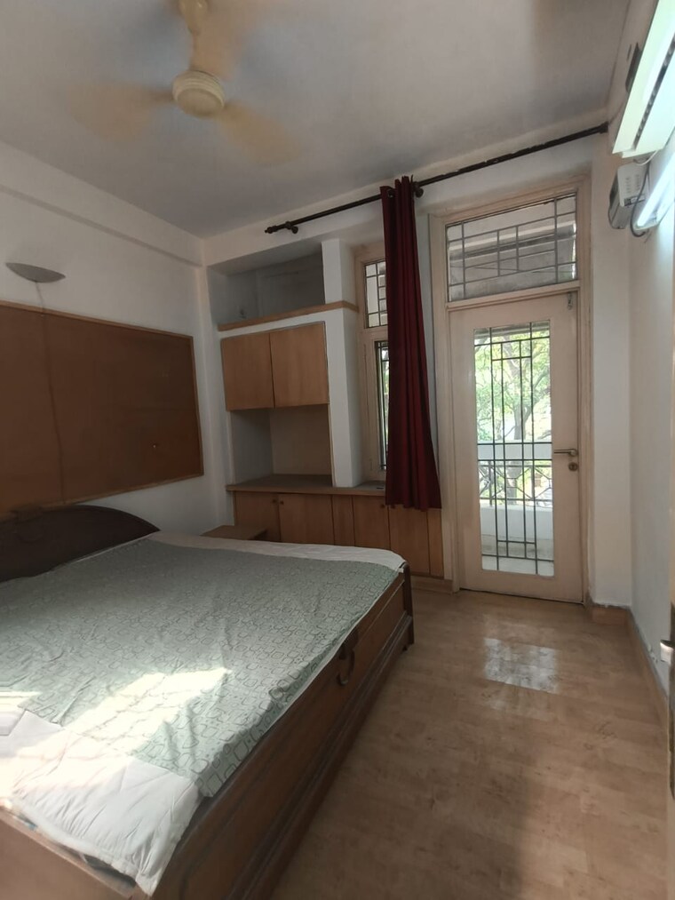 Bedroom, green park 2.5 Bedroom 1300 Sq.Ft. Builder Floor In Green Park Delhi 8549723