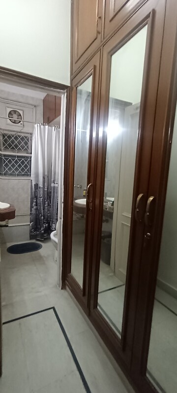 Building Lobby in 3.5 BHK Builder Floor at Pamposh Enclave – for Rent