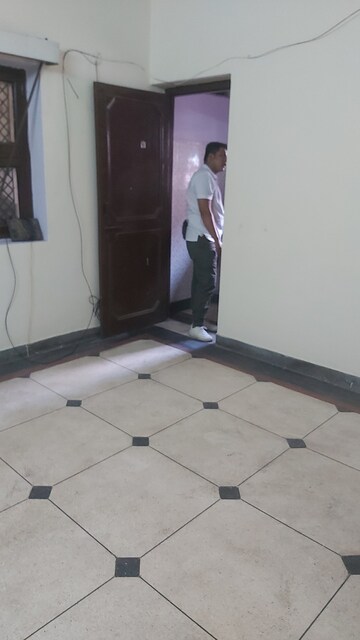 1 RK Builder Floor For Rent in Mayur Vihar