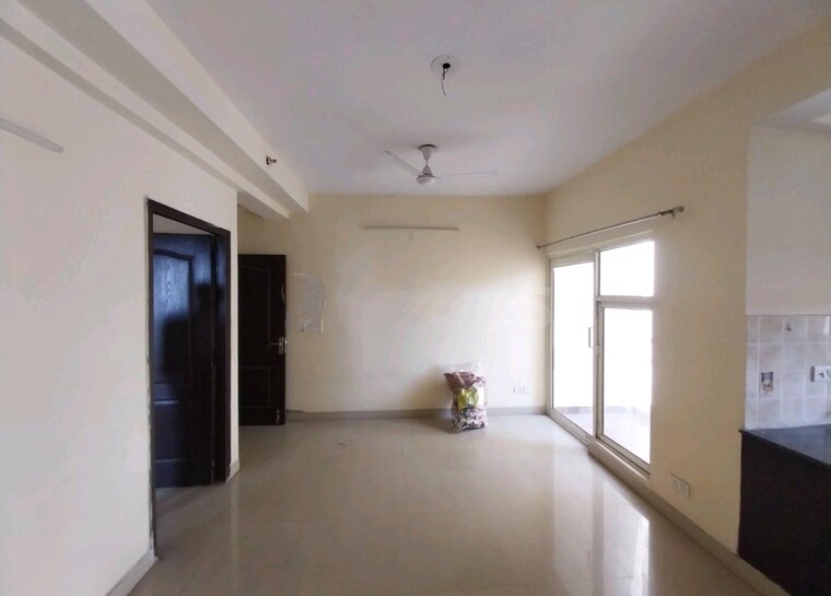 Room, gardenia-golf-city 2 Bedroom 1150 Sq.Ft. Apartment In Sector 75 Noida 8549758