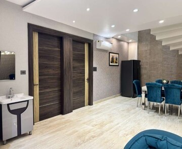 Room in  Pg at Gomti Nagar – for Rent