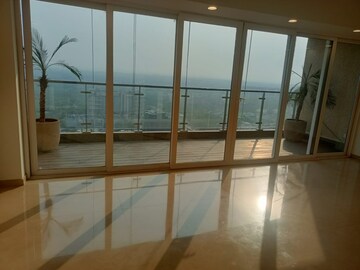 Room in 3.5 BHK Apartment at Godrej Jardinia, Sector 146 – for Sale