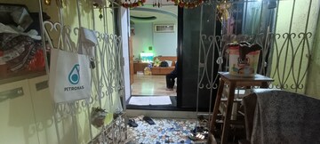 Gym in 2 BHK Apartment at Dheeraj Darshan, Jogeshwari East – for Rent
