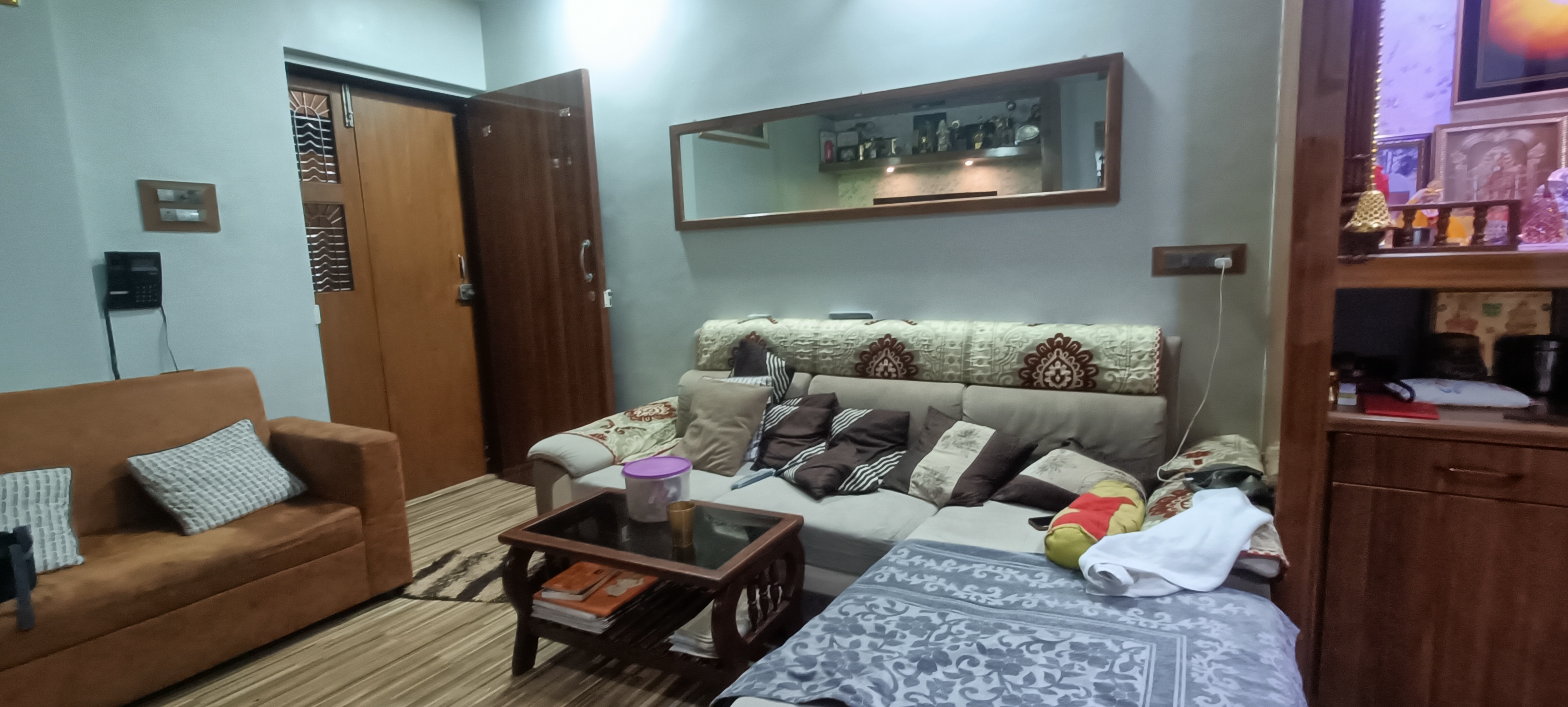 2 BHK Apartment For Rent in Dheeraj Darshan