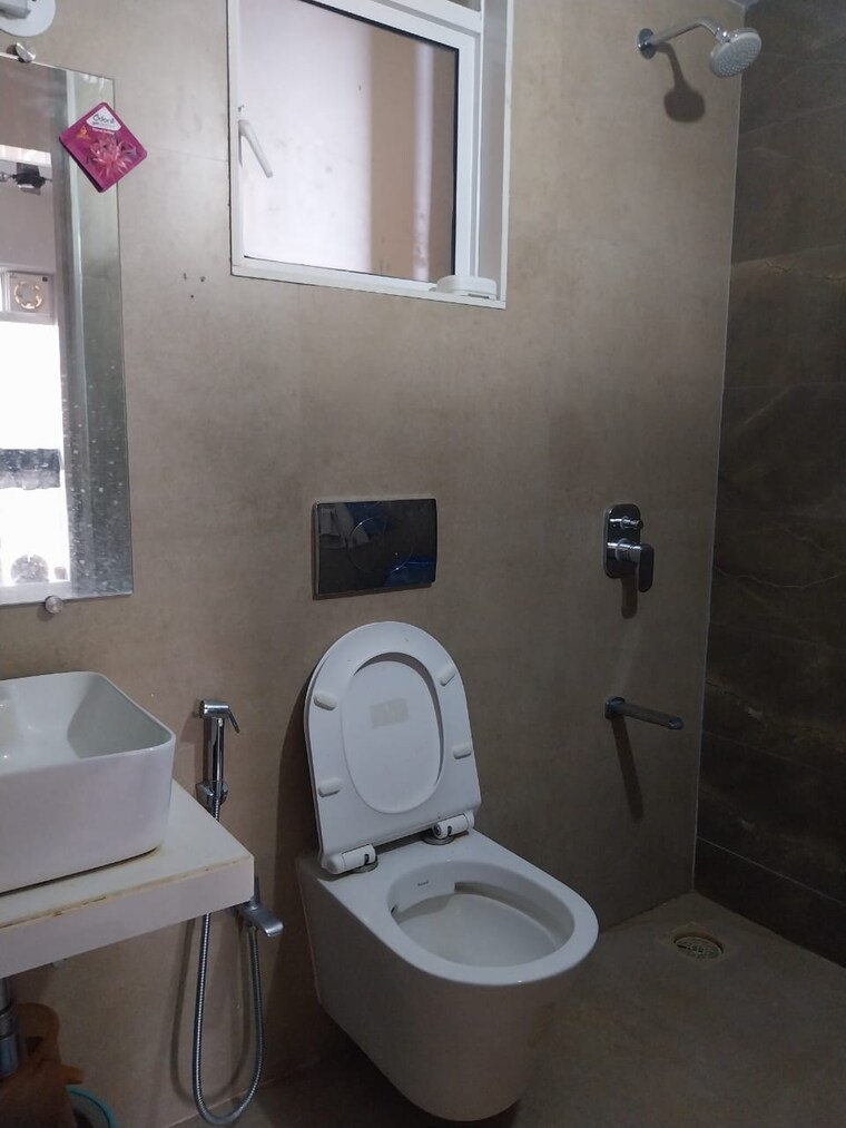 Bathroom, dosti-oro-67 1 Bedroom 417 Sq.Ft. Apartment In Kandivali West Mumbai 8549821