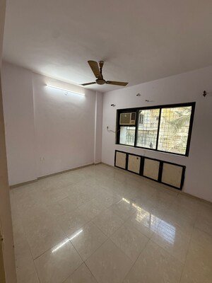 Room in 2 BHK Apartment at Veena Sargam, Kandivali West – for Sale