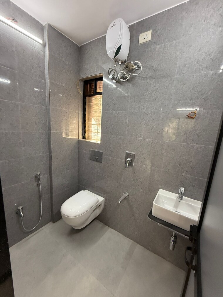 Bathroom, veena-sargam 2 Bedroom 680 Sq.Ft. Apartment In Kandivali West Mumbai 8549830