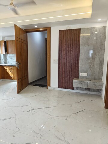 1 BHK Builder Floor For Rent in Saket