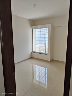 Room in 2 BHK Apartment at Lunkad Greenland, Viman Nagar – for Sale