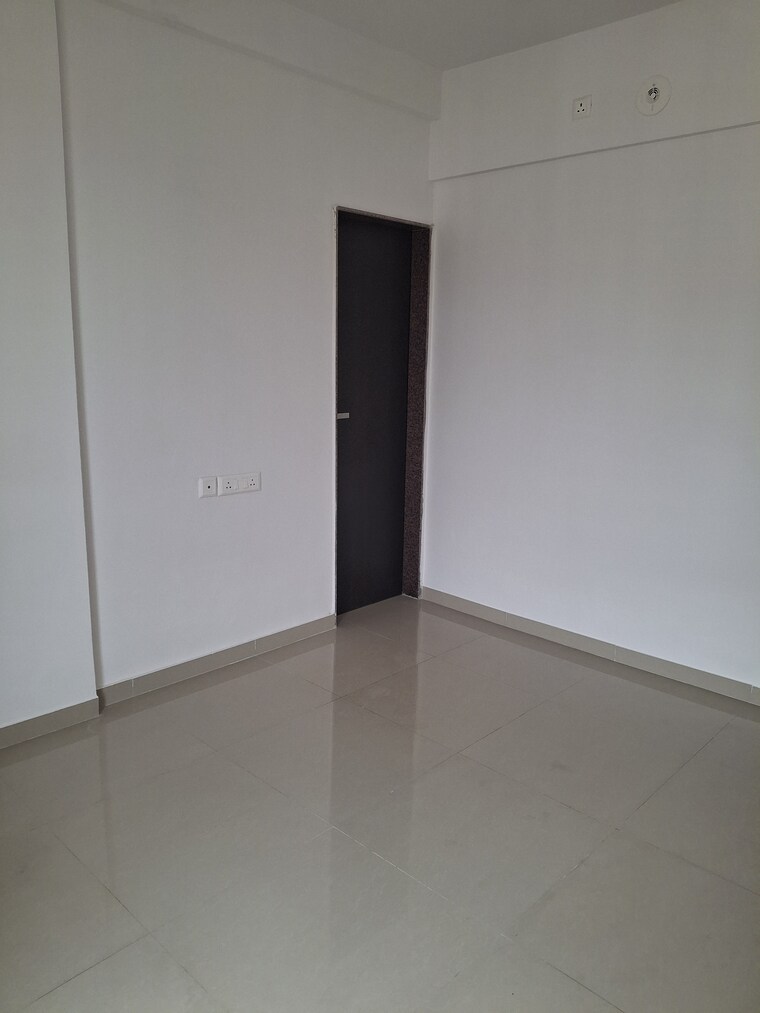 undefined, puranik-hometown-phase-iii 1 Bedroom 450 Sq.Ft. Apartment In Ghodbunder Road Thane 8549868